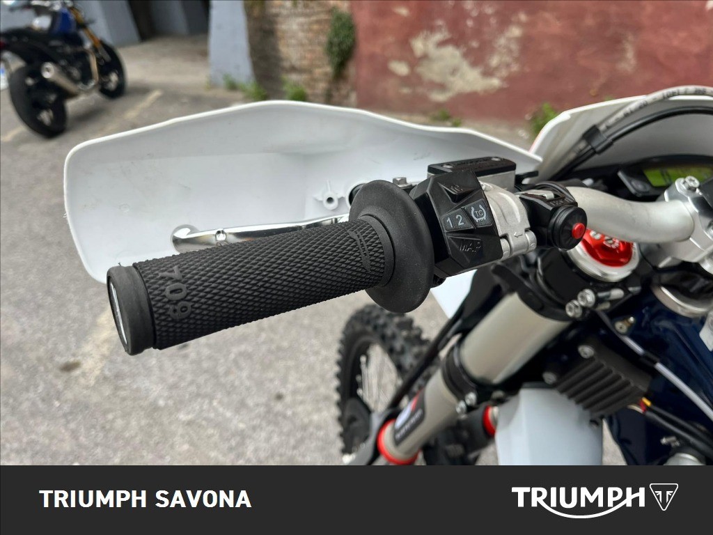 HUSQVARNA 250 FE 4T 