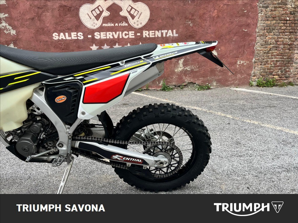 TRIUMPH TF 250 E Abs