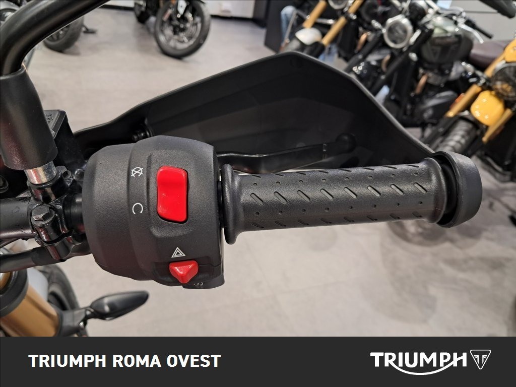 TRIUMPH Scrambler 400 X Abs