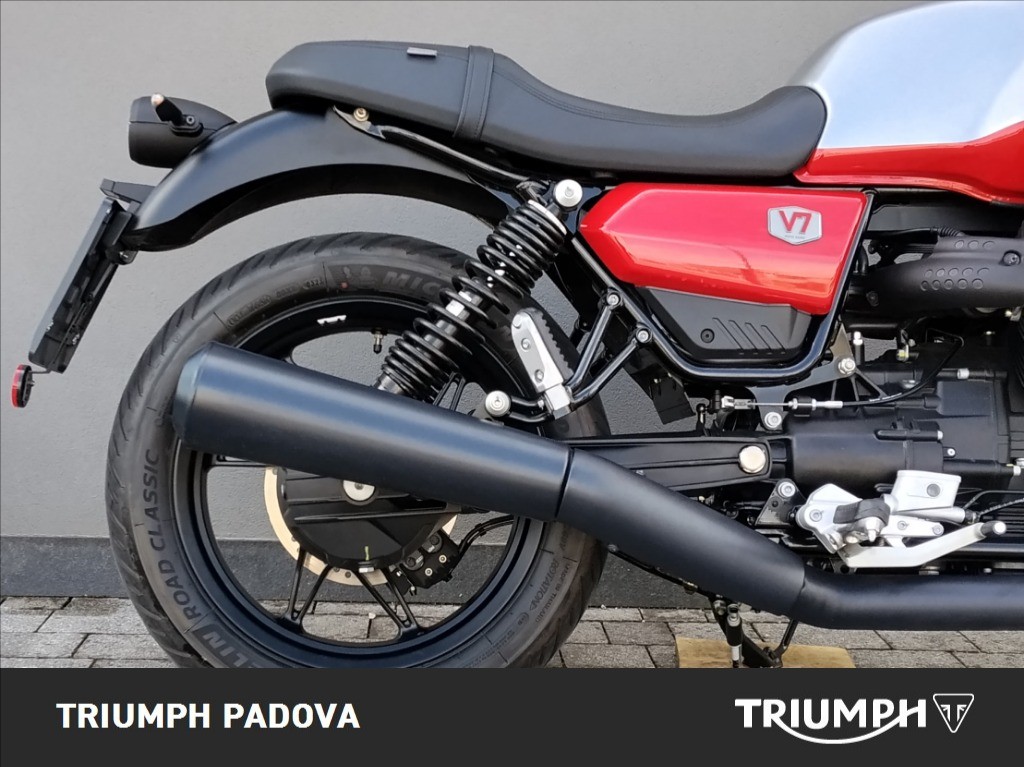 MOTO GUZZI V7 850 Stone Corsa Abs