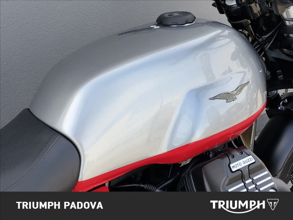 MOTO GUZZI V7 850 Stone Corsa Abs
