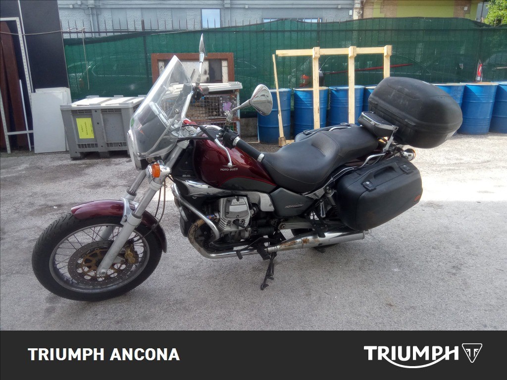 MOTO GUZZI Nevada 750 