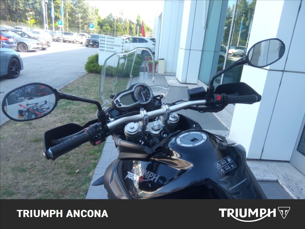 TRIUMPH Tiger 800 XC