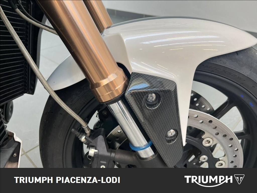 TRIUMPH Speed Triple 1050 SE
