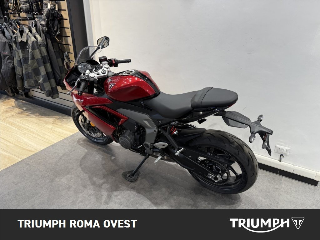 TRIUMPH Daytona 660 Abs