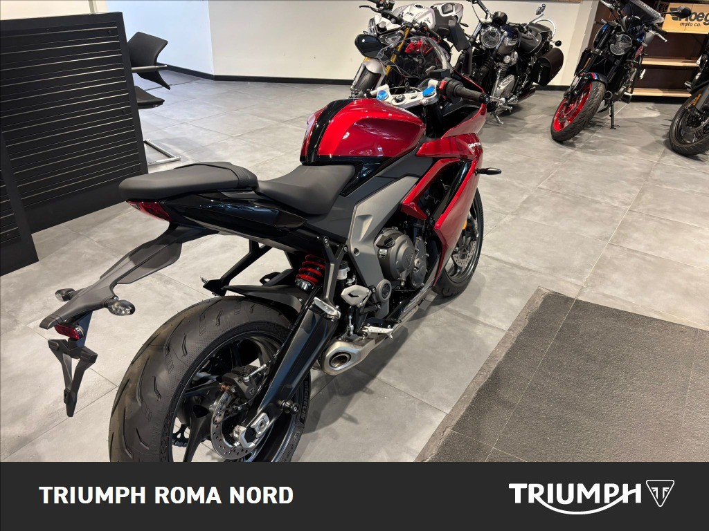 TRIUMPH Daytona 660 Abs #3