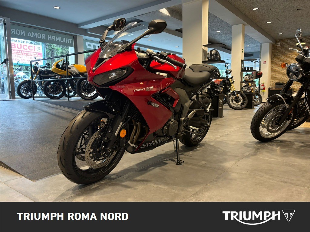 TRIUMPH Daytona 660 Abs #4