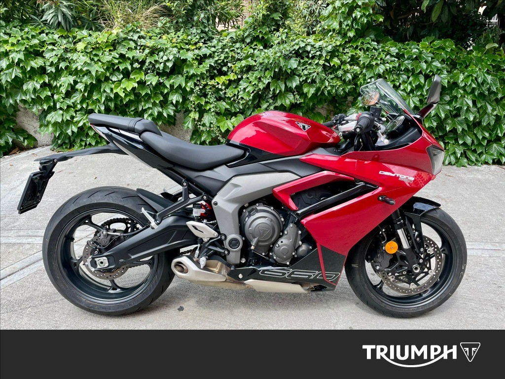TRIUMPH Daytona 660 Abs #0