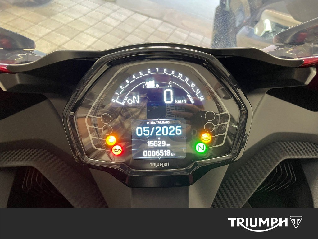 TRIUMPH Daytona 660 Abs #6