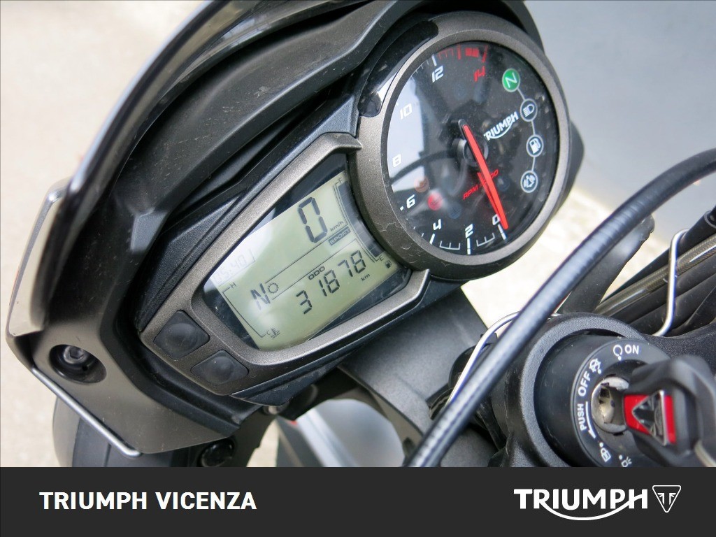 TRIUMPH Street Triple 765 R #4