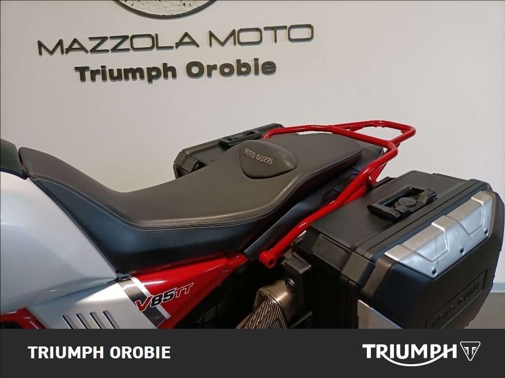 MOTO GUZZI V85 TT Evocative Graphics Abs