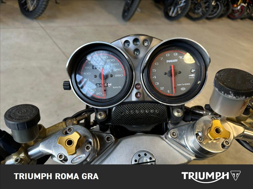 DUCATI Monster 900 S4