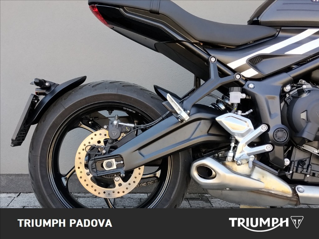 TRIUMPH Trident 660 Diablo Red / Sapphire Black Abs