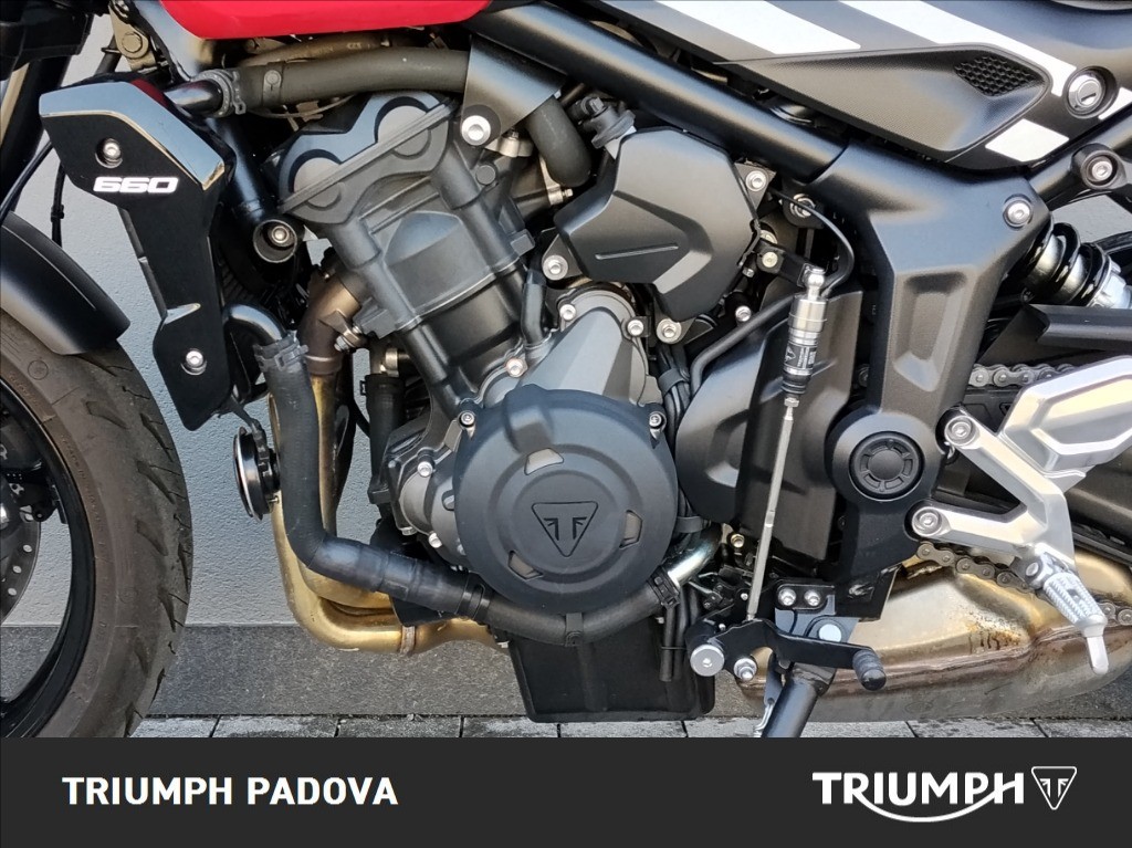 TRIUMPH Trident 660 Diablo Red / Sapphire Black Abs