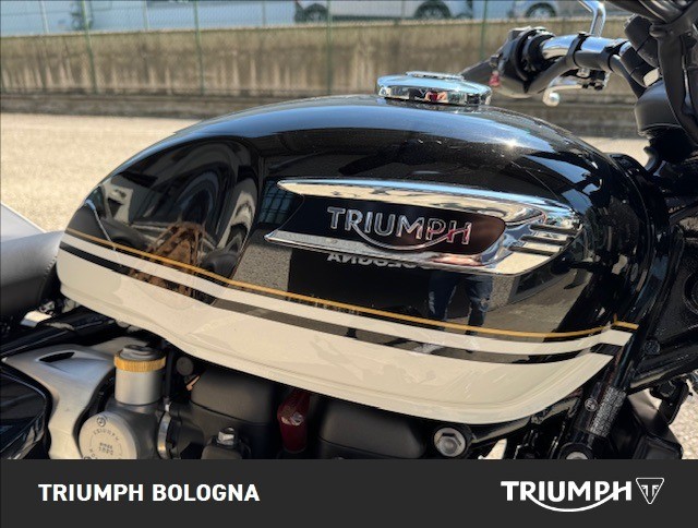TRIUMPH Bonneville 1200 Speedmaster 