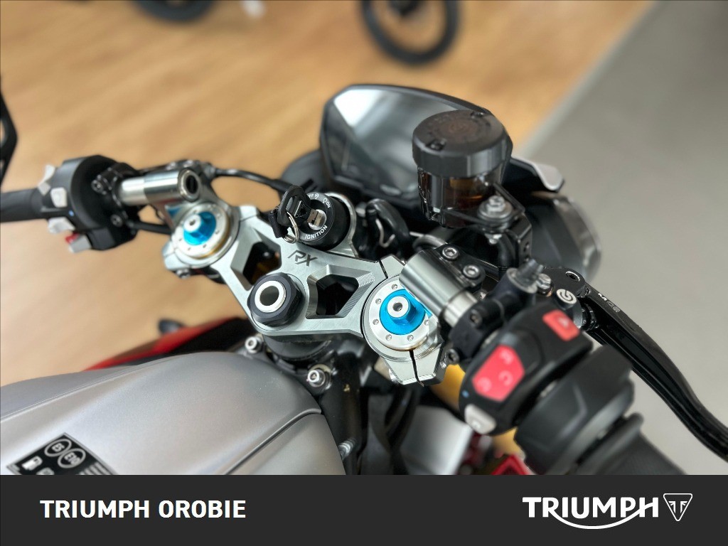 TRIUMPH Street Triple 765 RX