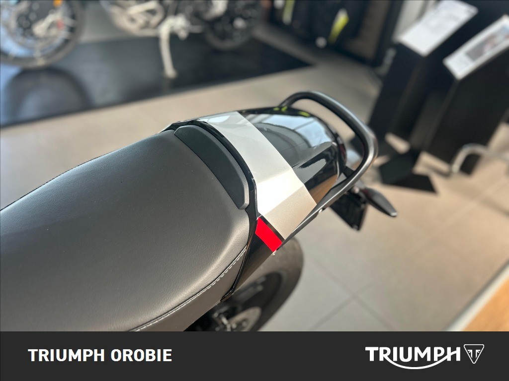 TRIUMPH Thruxton 400 Phantom Black / Aluminium Silver Abs
