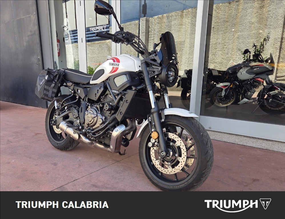 YAMAHA XSR 700 Abs