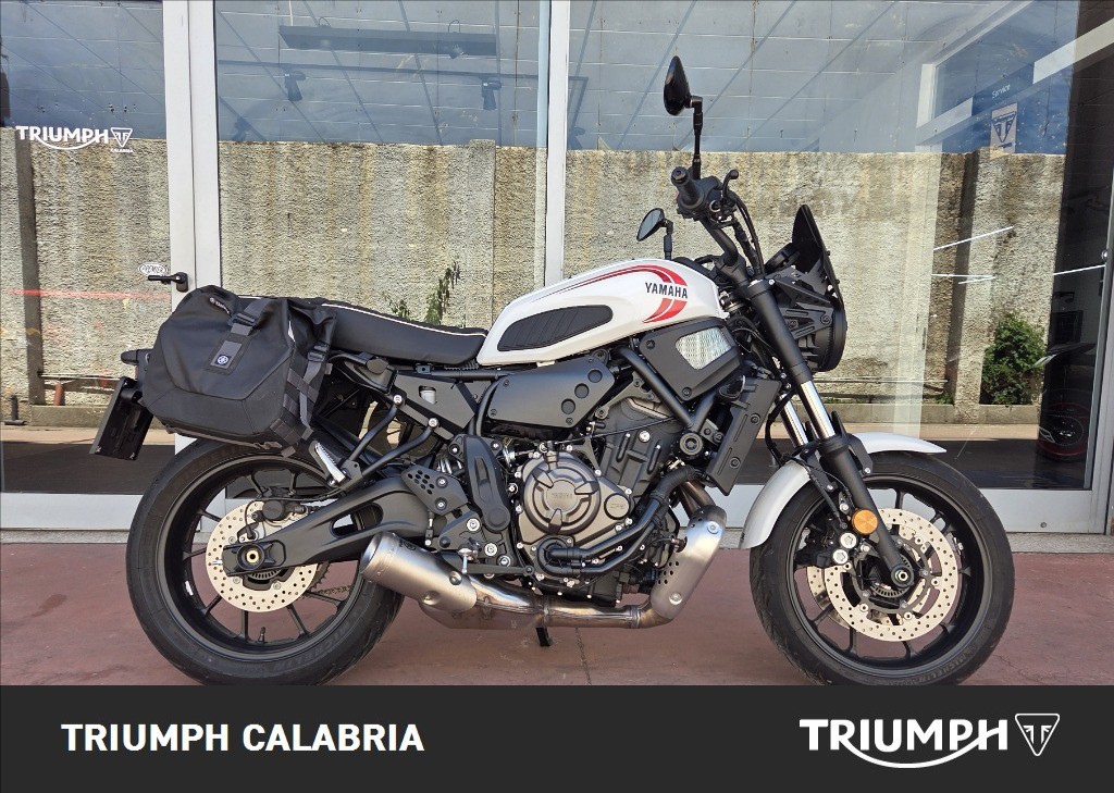 YAMAHA XSR 700 Abs