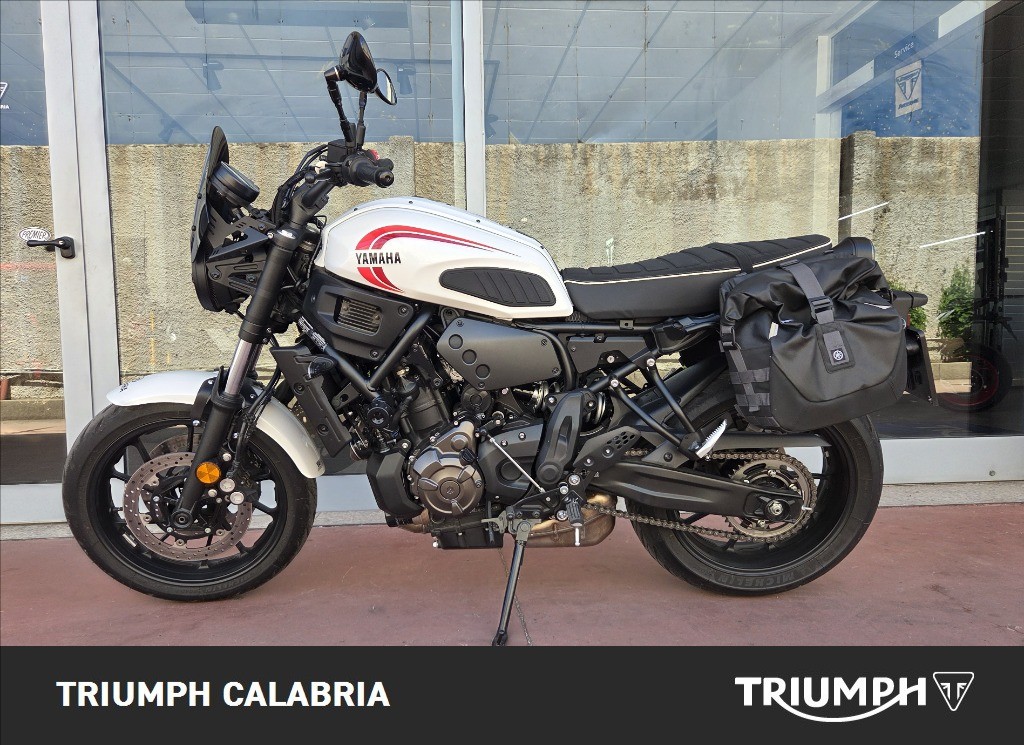 YAMAHA XSR 700 Abs