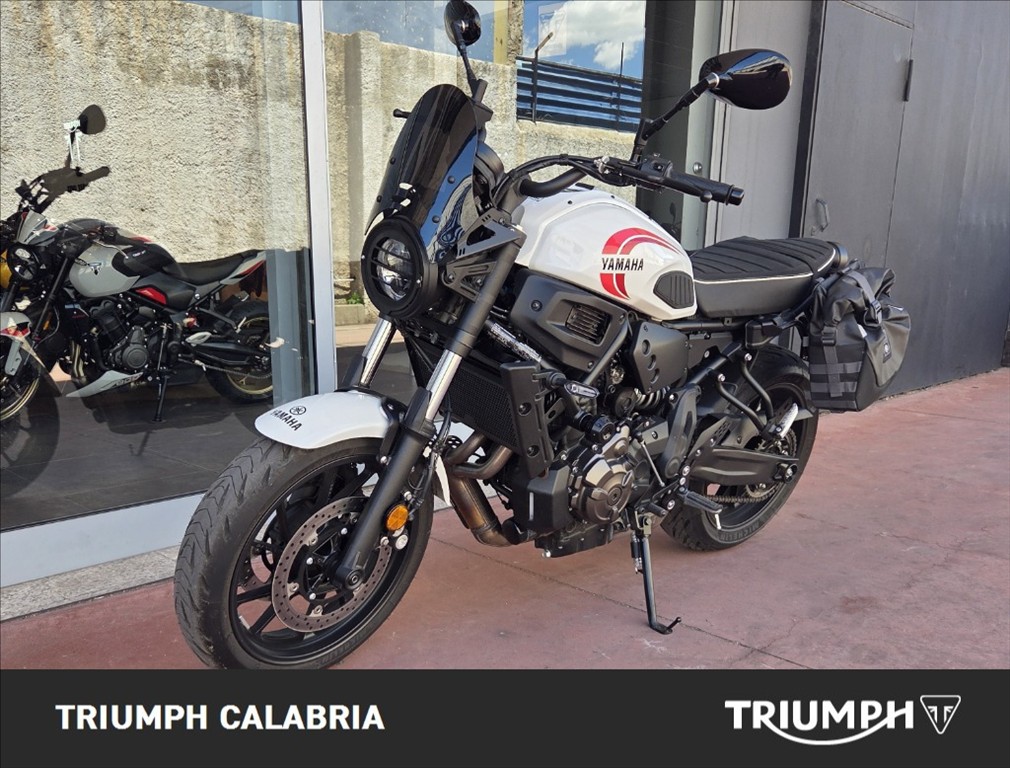 YAMAHA XSR 700 Abs