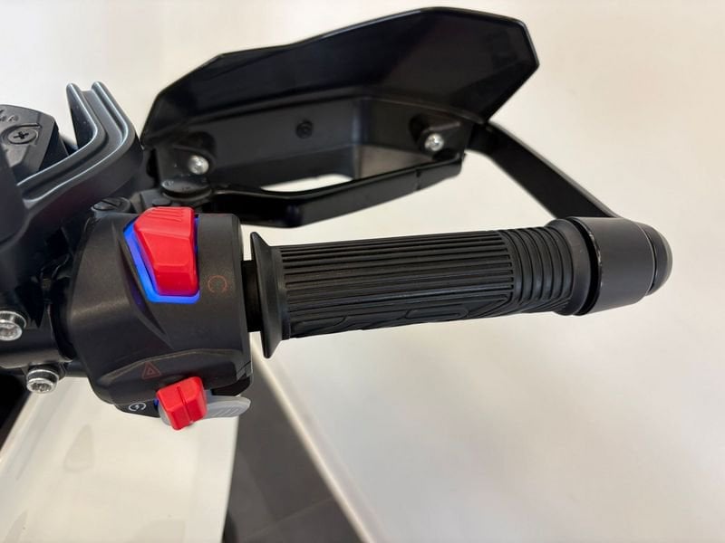 BENELLI TRK 702 X abs