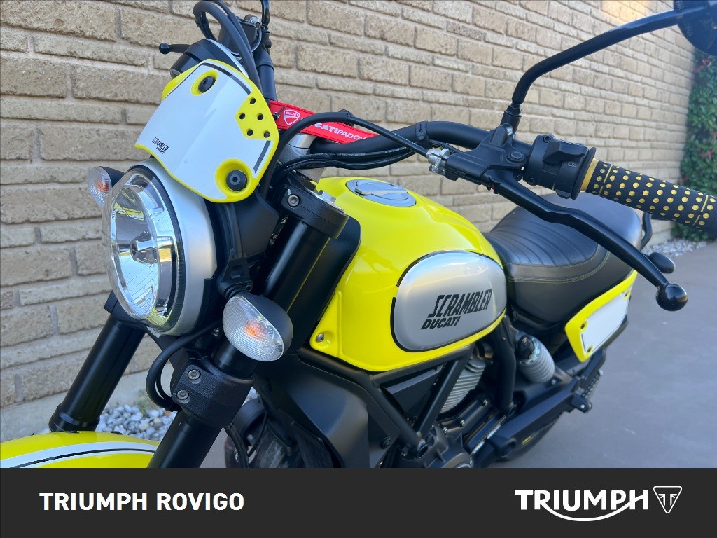 DUCATI Scrambler 800 Flat Track Pro