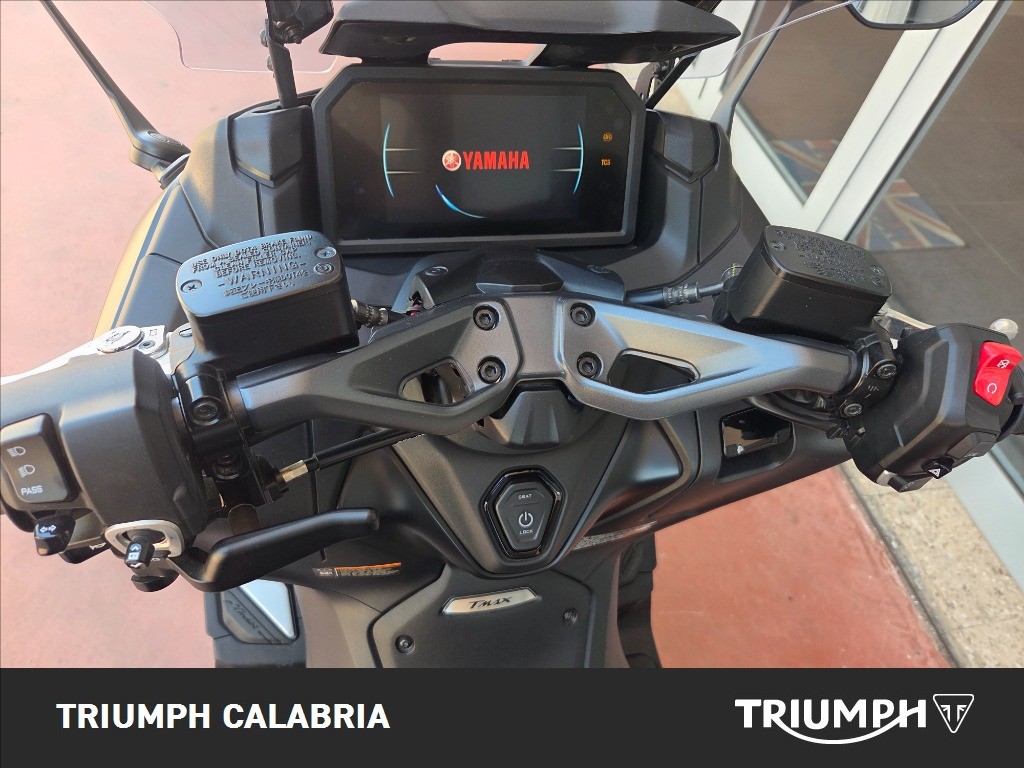 YAMAHA T-Max 560 Abs