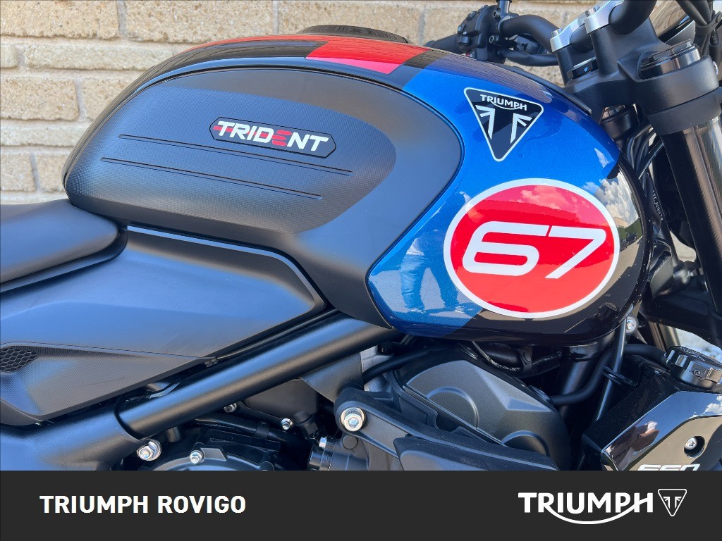 TRIUMPH Trident 660 Triple Tribute dep.A2 Abs
