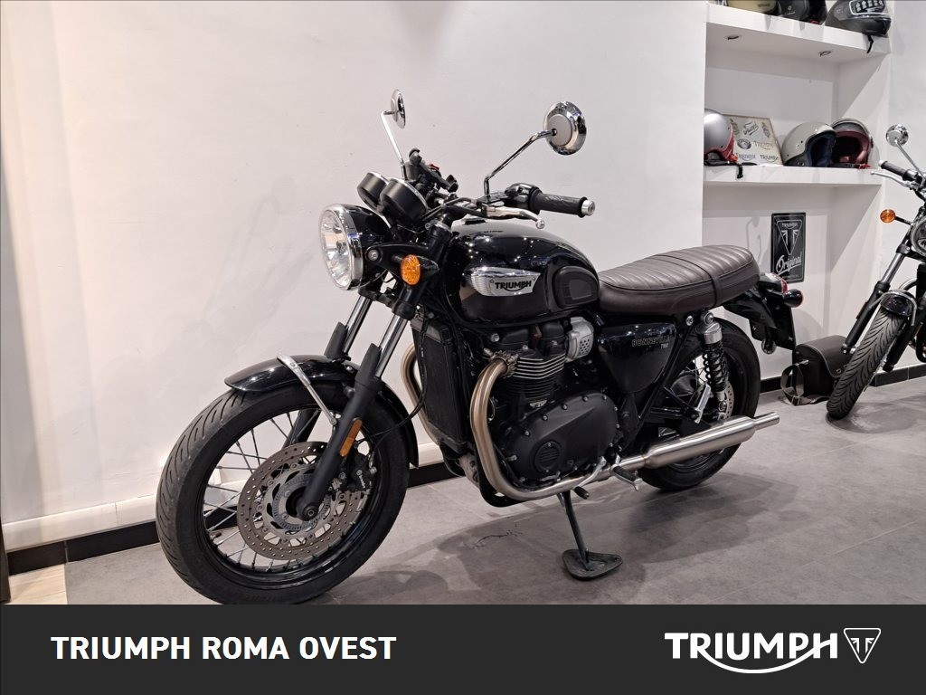 TRIUMPH Bonneville 900 T100 