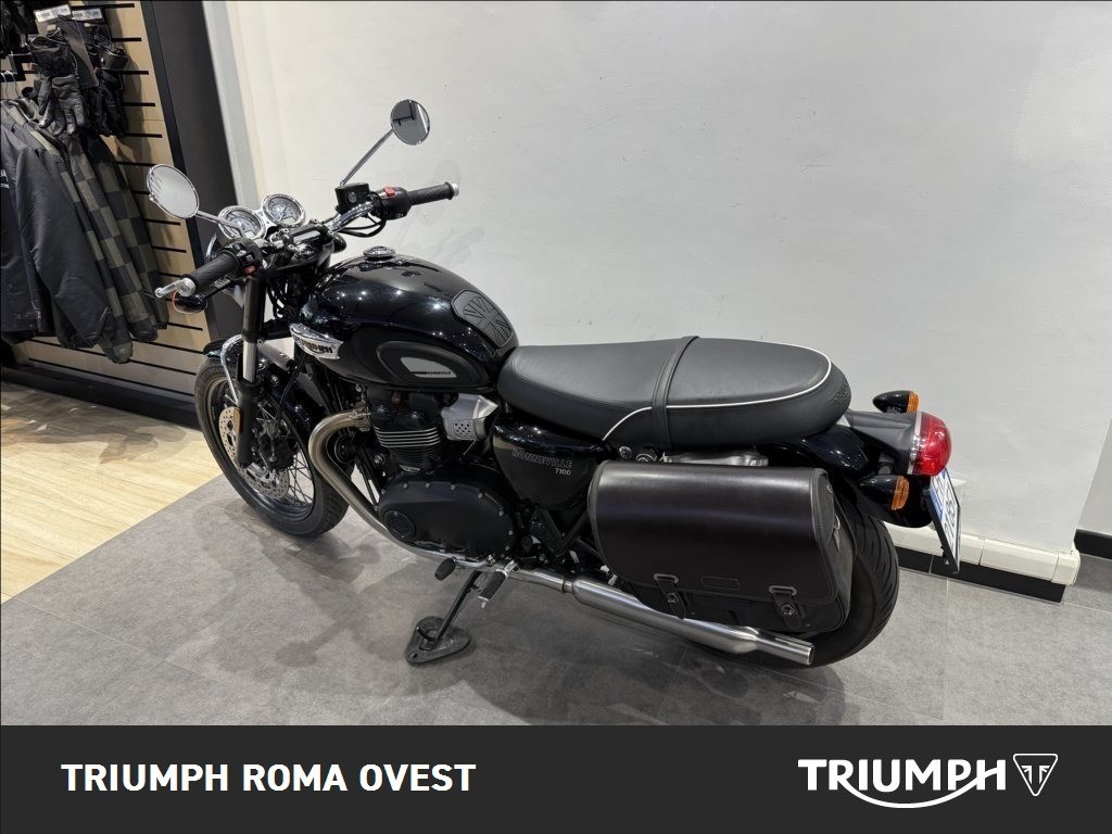 TRIUMPH Bonneville 900 T100  #7