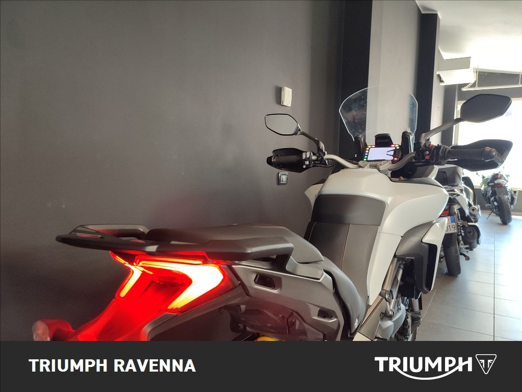 DUCATI Multistrada 950 White