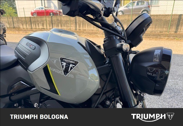 TRIUMPH Trident 660 Diablo Red / Sapphire Black Abs