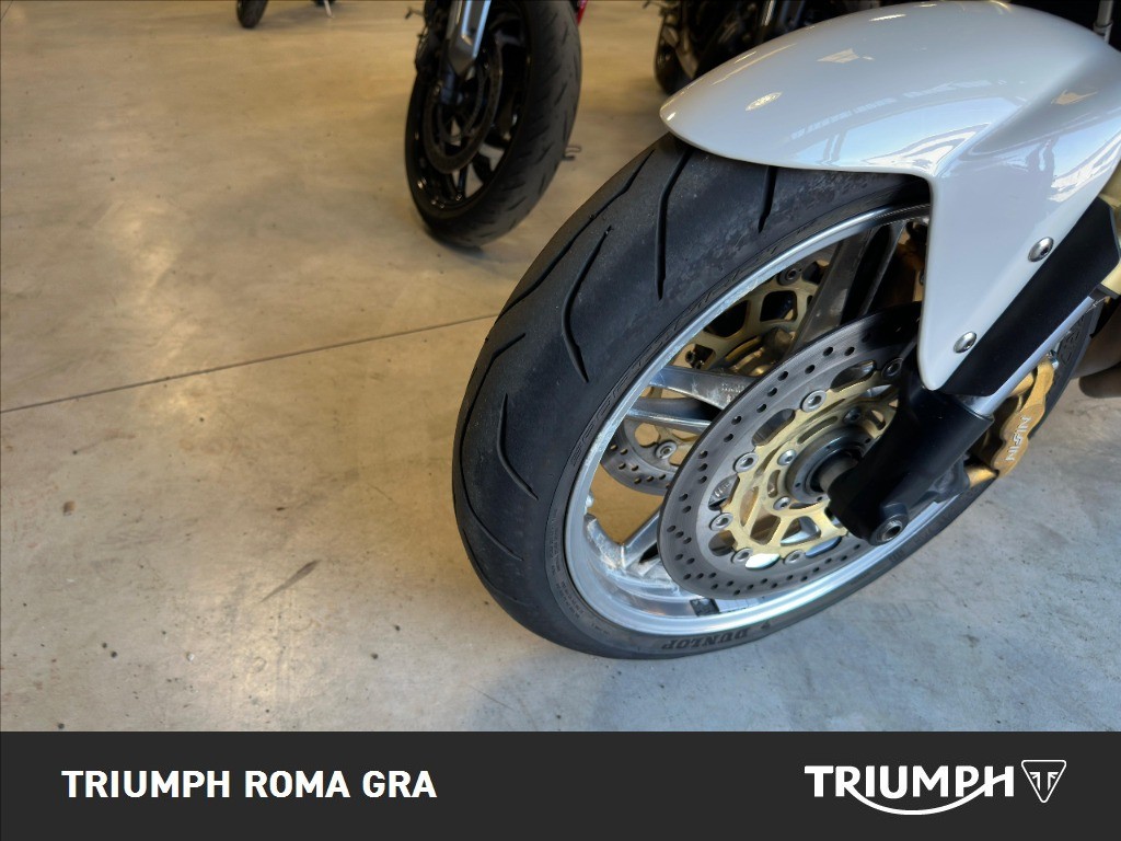 TRIUMPH Speed Triple 1050 