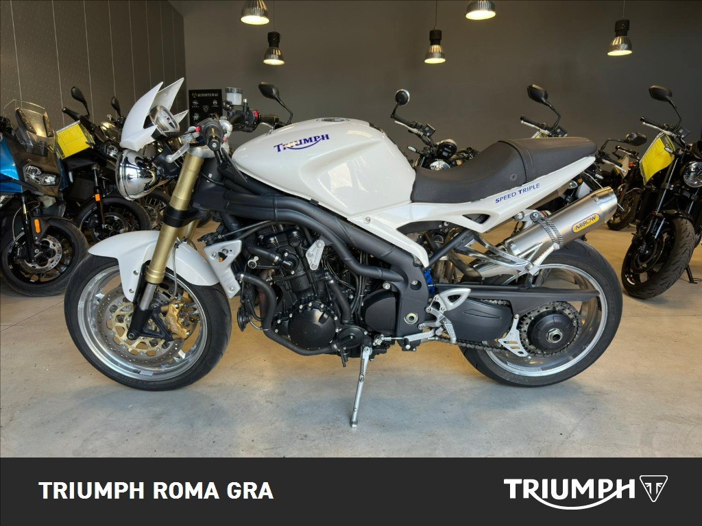 TRIUMPH Speed Triple 1050 