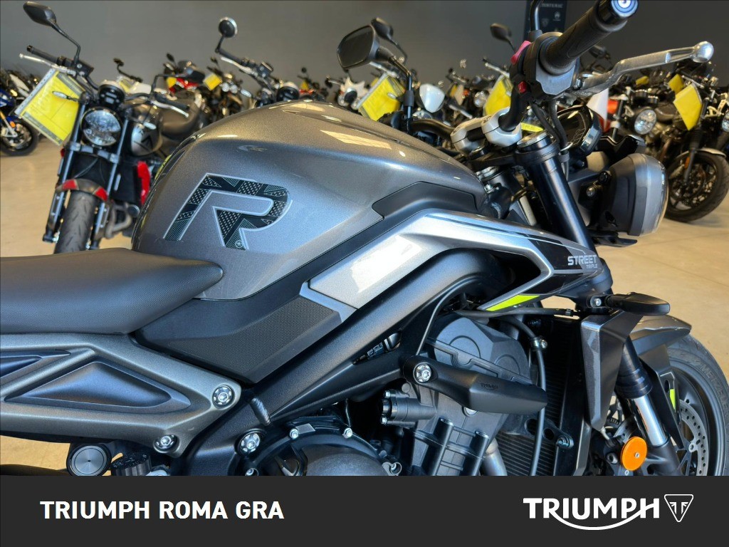 TRIUMPH Street Triple 765 R