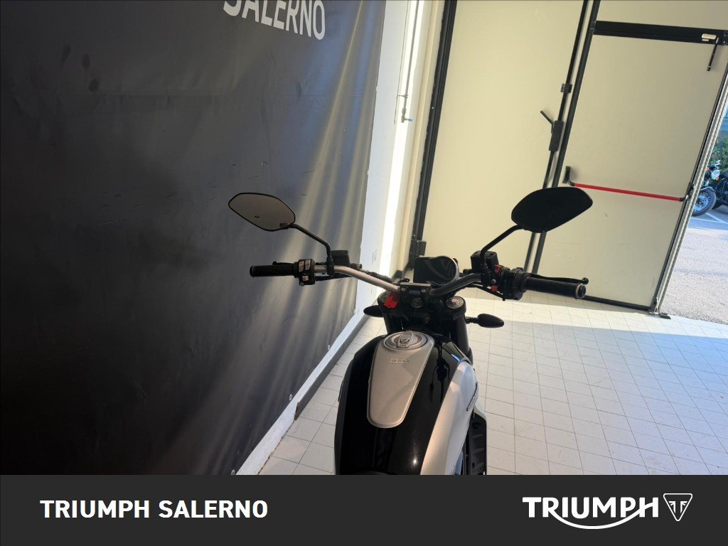 DUCATI Scrambler 800 Icon #4