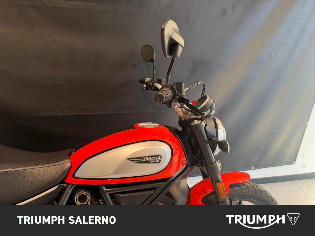 DUCATI Scrambler 800 Icon Orange