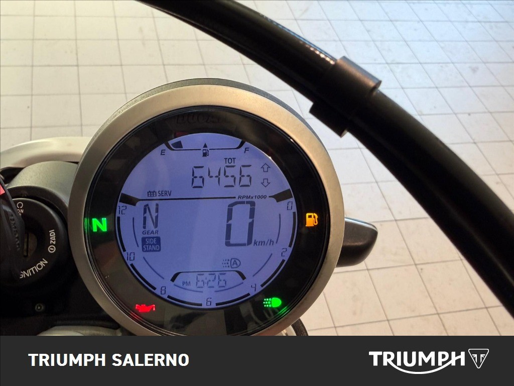 DUCATI Scrambler 800 Icon Orange