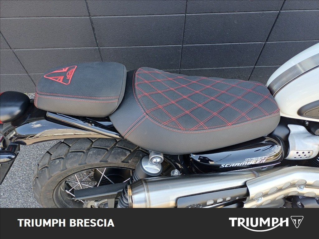 TRIUMPH Street Scrambler 900 