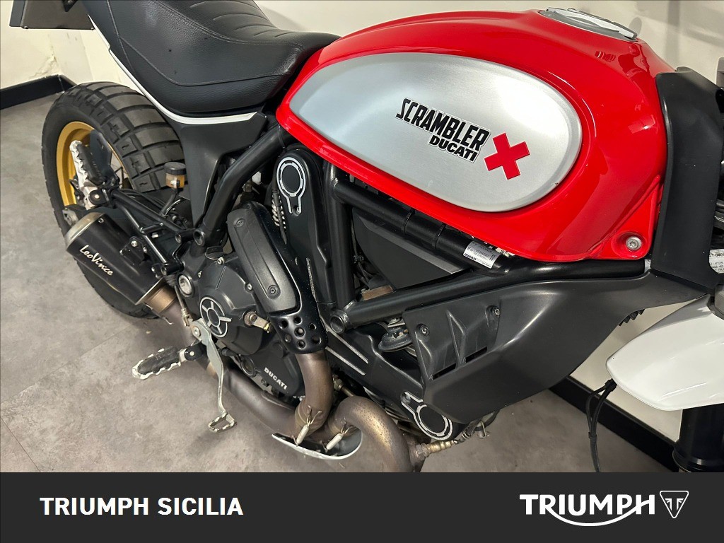 DUCATI Scrambler 800 Desert Sled Red
