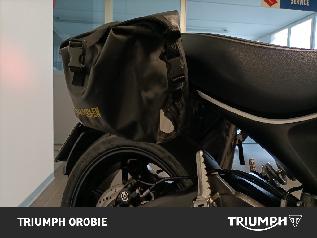 DUCATI Scrambler 800 Icon Dark