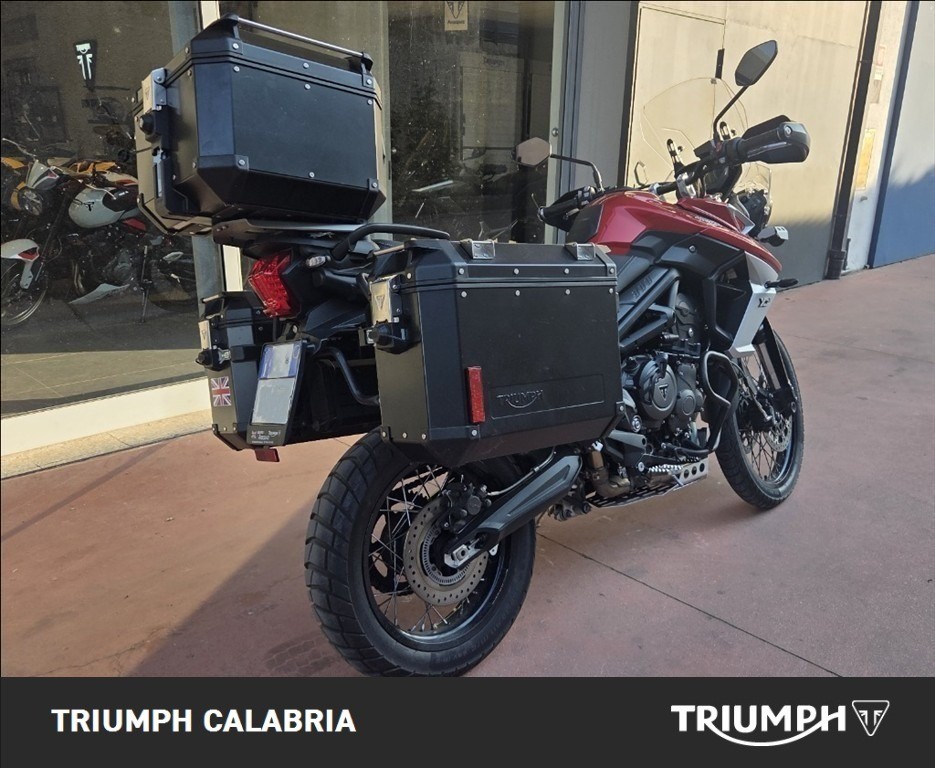 TRIUMPH Tiger 800 XCA Abs