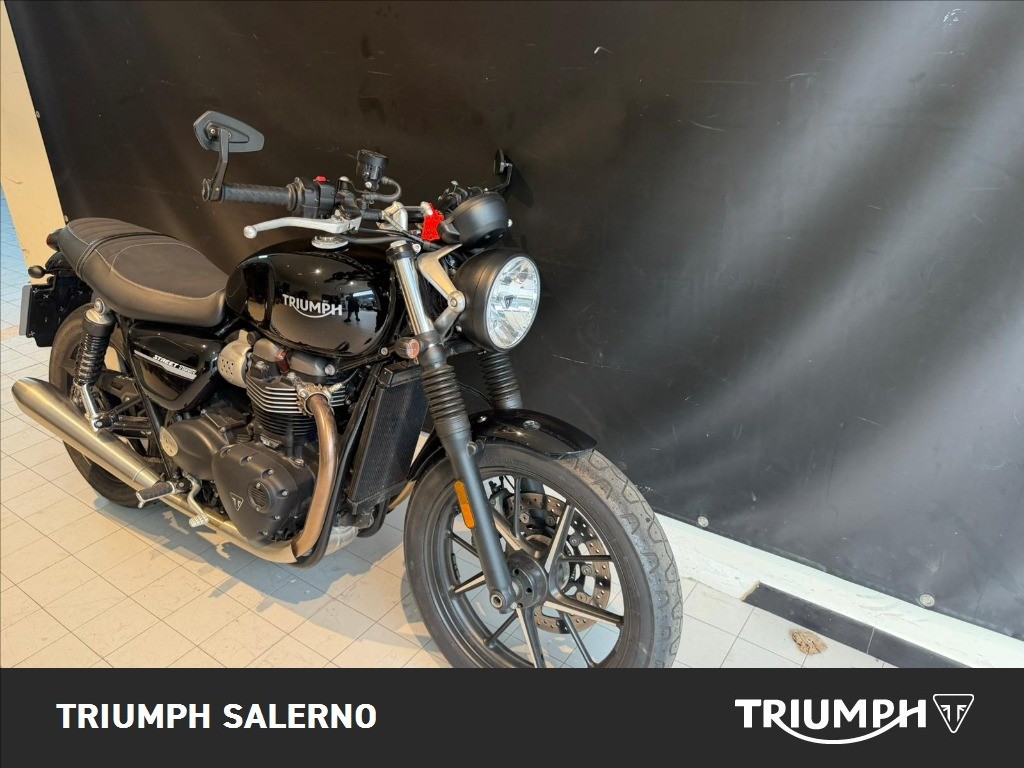 TRIUMPH Street Twin 900 
