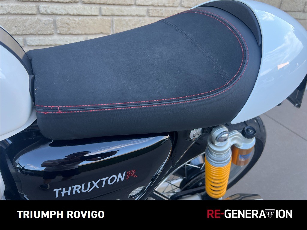 TRIUMPH Thruxton 1200 R