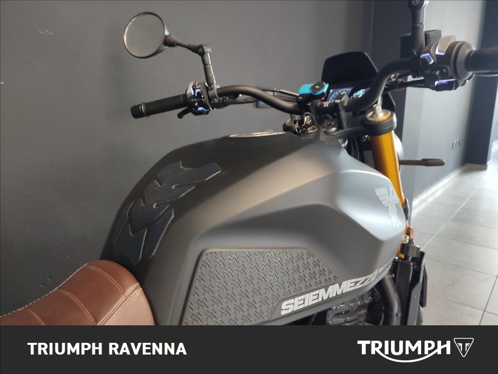 MOTO MORINI Seiemmezzo SCR 650 Abs