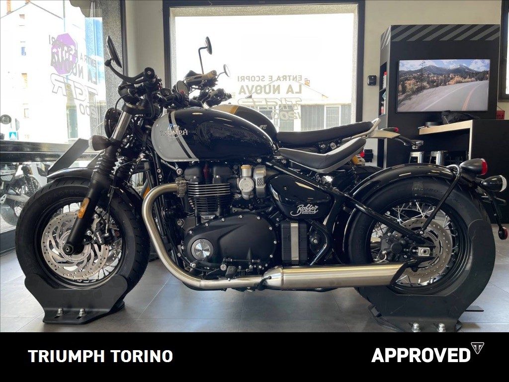 TRIUMPH Bonneville 1200 Bobber E5+