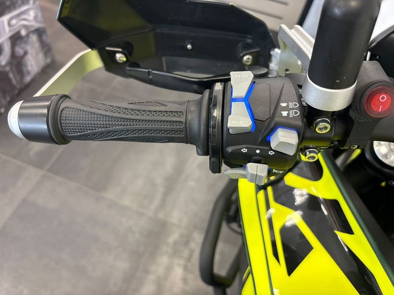BENELLI TRK 702 X abs