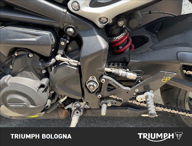 TRIUMPH Street Triple 765 R