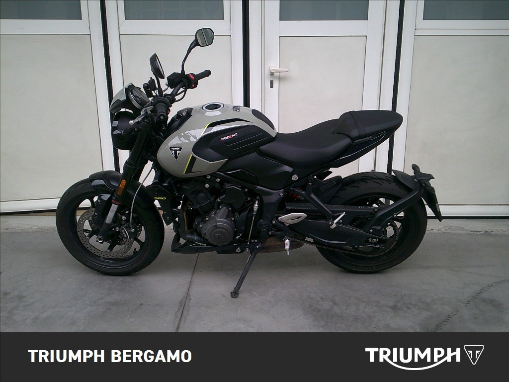 TRIUMPH Trident 660 Jet Black Abs #3